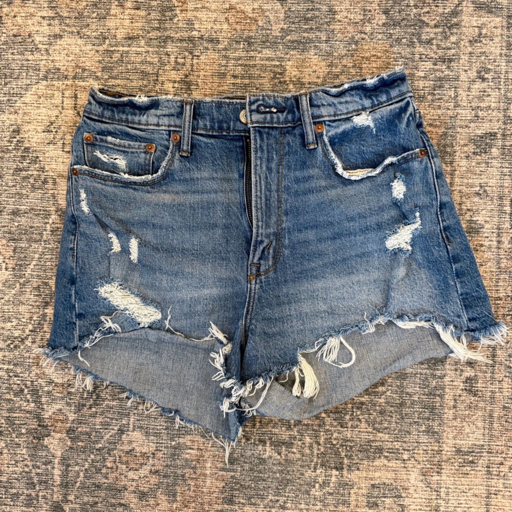 Abercrombie and Fitch Curve Love High Rise Mom Short
